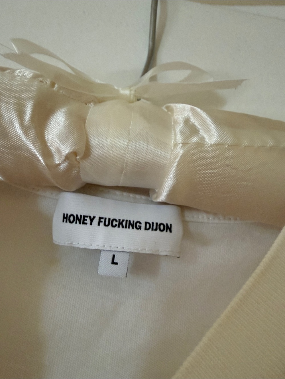 Honey F Dijon Stay Free Graphic Tee - White with Peach Print - Picture 2 of 4